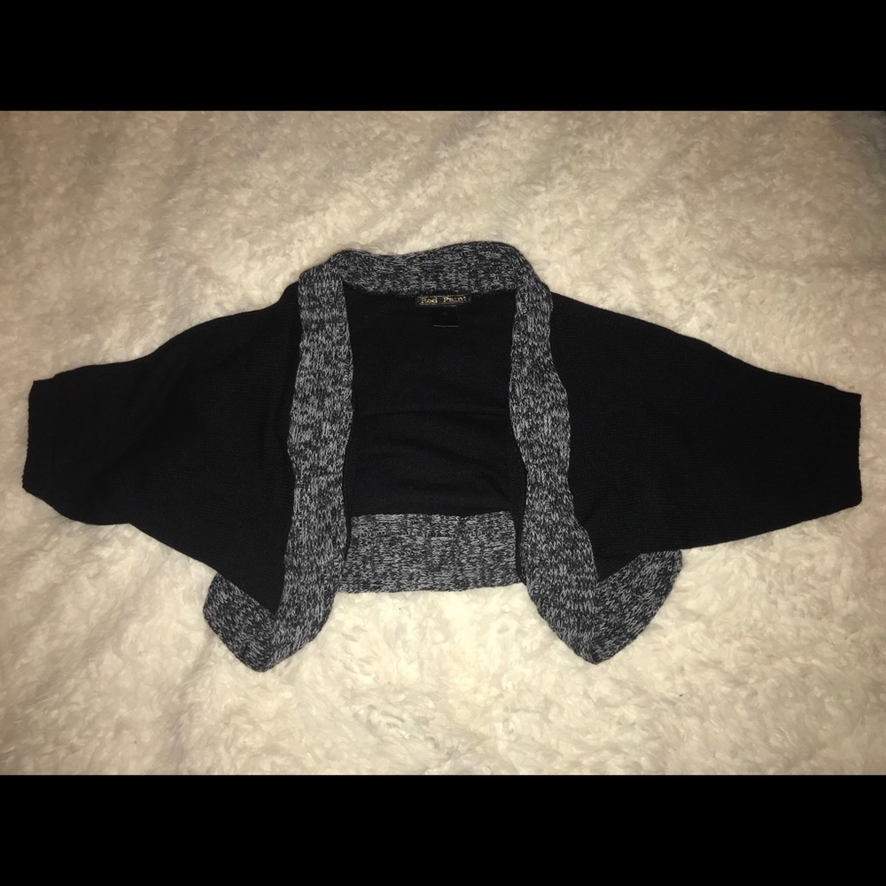 Gray & Black Sweater Cardigan 🖤